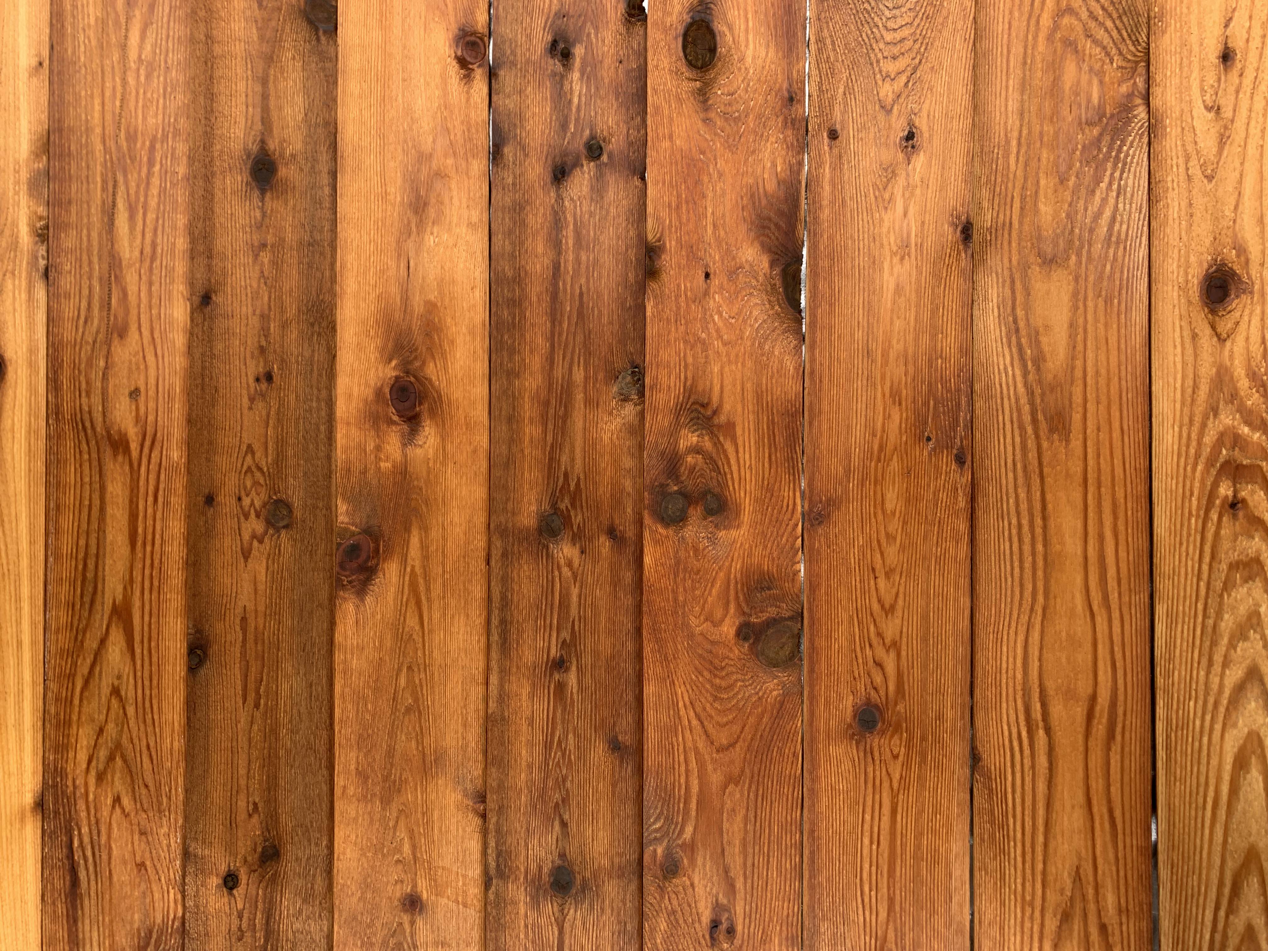 Oiled cladding pieces