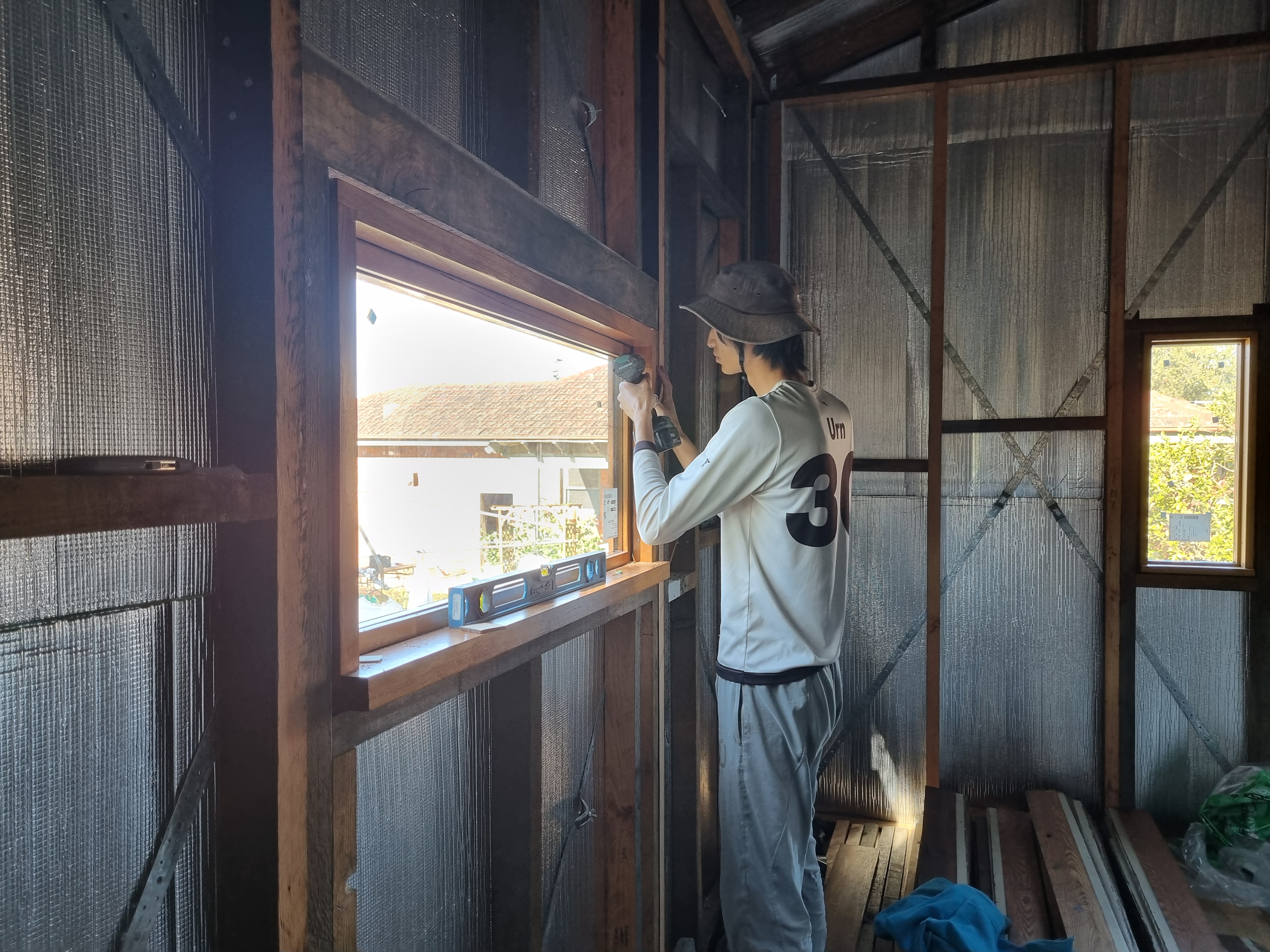 Installing the window