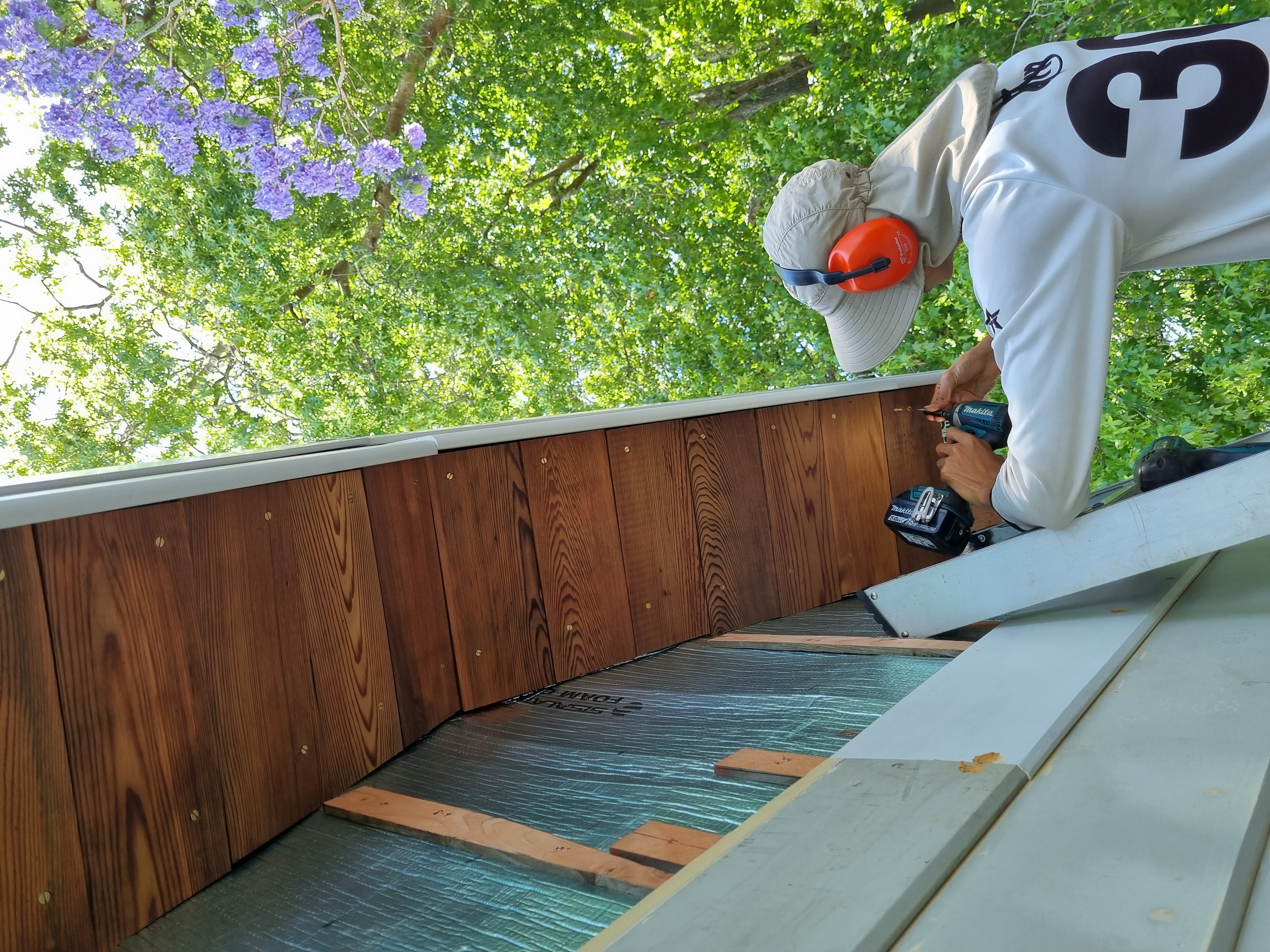 Installing the soffit