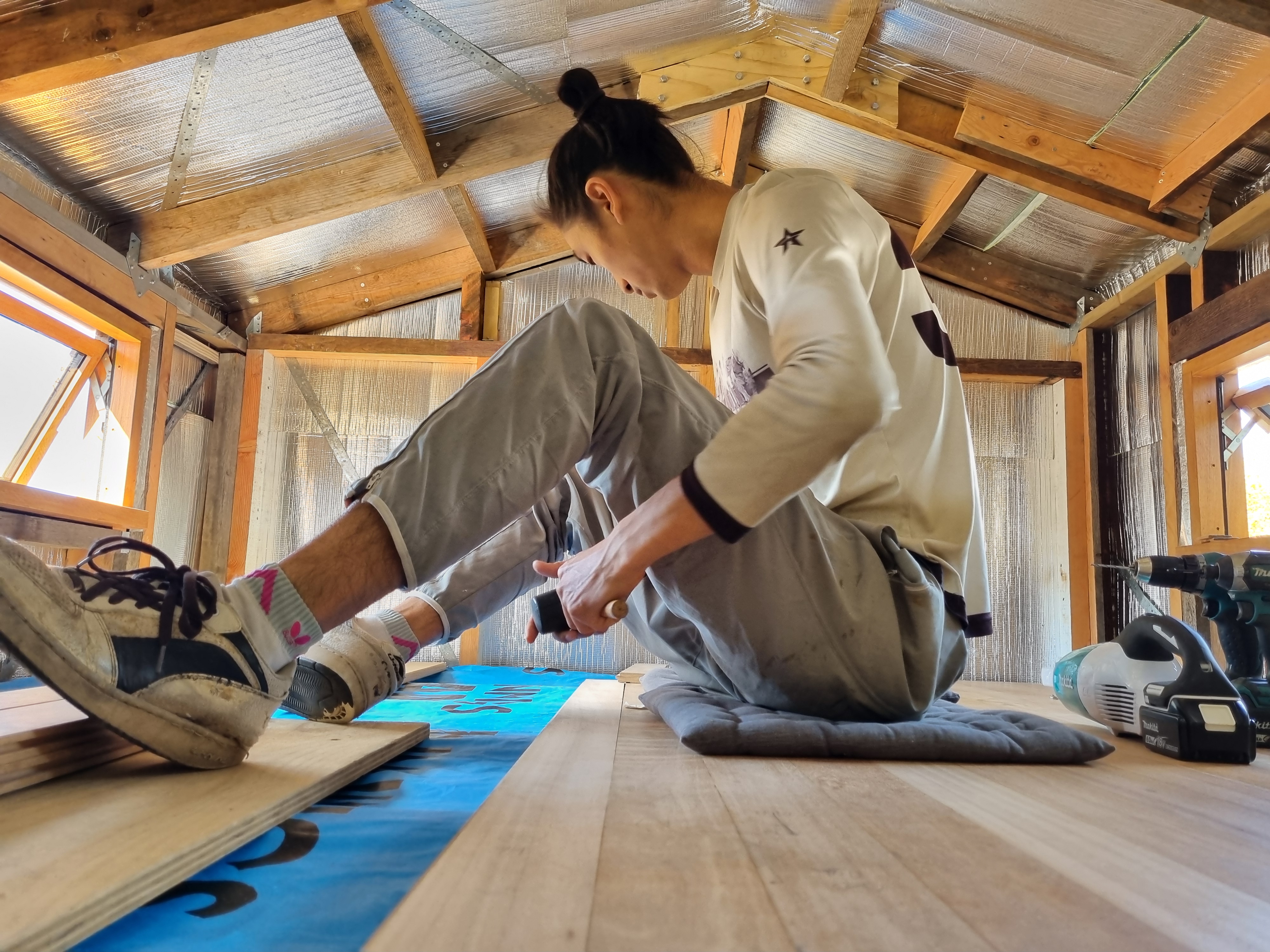 Installing the loft floor